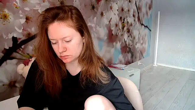 Snapshot of ConnieDaw chatting on 02-12-25, 05:47 ConnieDaw online show from 02-12-25, 05:47