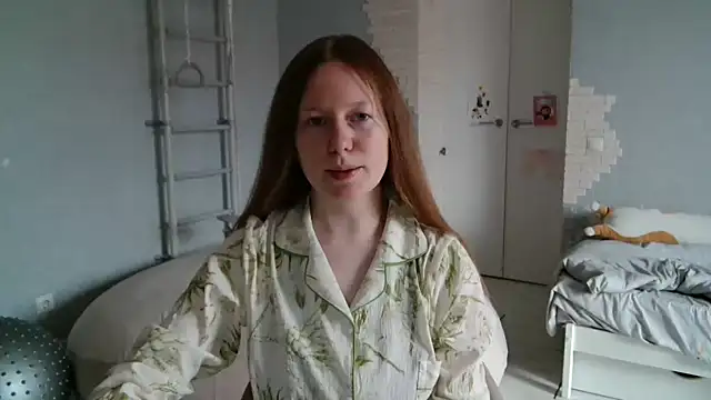 Snapshot of ConnieDaw chatting on 10-28-25, 08:29 ConnieDaw online show from 10-28-25, 08:29