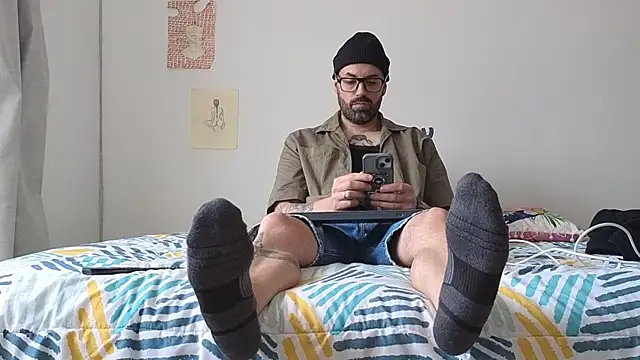 Snapshot of MattxFeet chatting on 05-07-26, 08:36 MattxFeet online show from 05-07-26, 08:36