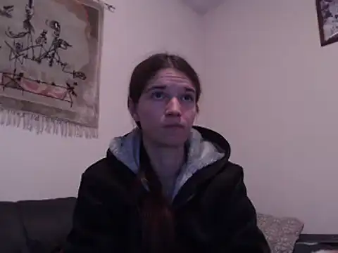 Snapshot of Geile-Luna chatting on 12-11-24, 06:42 Geile-Luna online show from 12-11-24, 06:42
