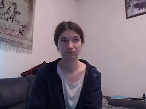 Snapshot of Geile-Luna chatting on 01-08-25, 06:20 Geile-Luna online show from 01-08-25, 06:20