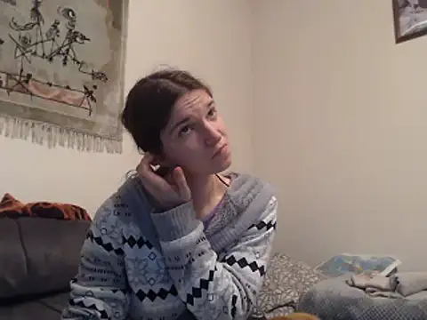 Snapshot of Geile-Luna chatting on 02-12-25, 06:09 Geile-Luna online show from 02-12-25, 06:09