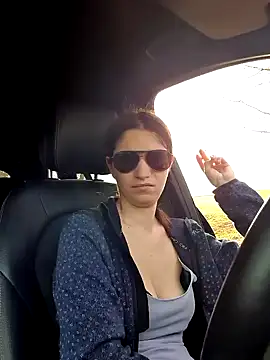 Snapshot of Geile-Luna chatting on 03-09-25, 02:43 Geile-Luna online show from 03-09-25, 02:43