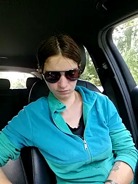 Snapshot of Geile-Luna chatting on 09-13-25, 02:17 Geile-Luna online show from 09-13-25, 02:17