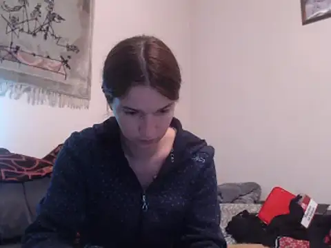 Snapshot of Geile-Luna chatting on 09-25-25, 06:00 Geile-Luna online show from 09-25-25, 06:00