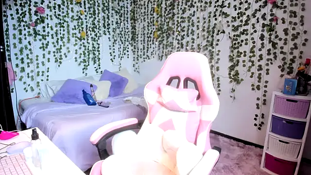 Snapshot of violeta_milleer chatting on 11-09-25, 04:49 violeta milleer online show from 11-09-25, 04:49