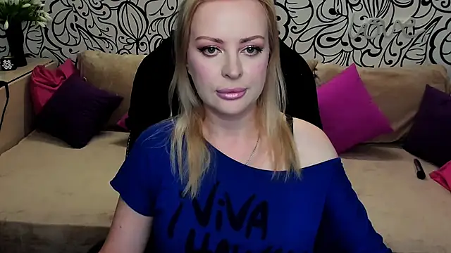 Snapshot of Hotdreamhere chatting on 07-16-26, 03:56 Hotdreamhere online show from 07-16-26, 03:56