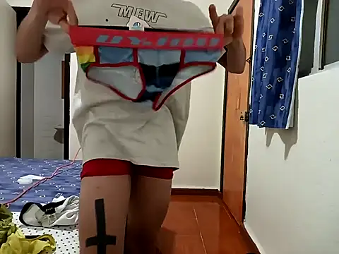 Latinopervs online show from 02-18-25, 07:10