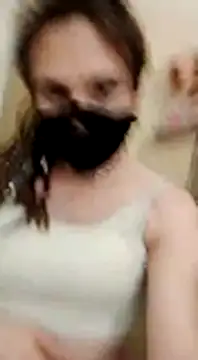 Snapshot of Lillisissi chatting on 01-19-25, 12:28 Lillisissi online show from 01-19-25, 12:28