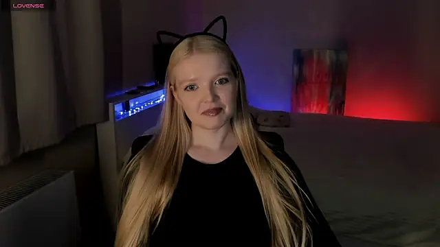 Ssweet annie online show from 04-15-26, 06:04