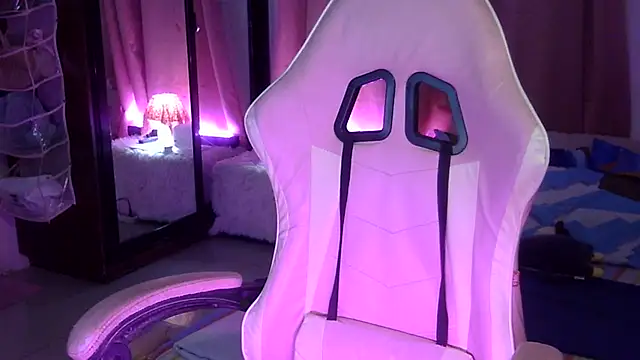 Snapshot of yourbabe_Brielle chatting on 11-20-25, 06:46 yourbabe Brielle online show from 11-20-25, 06:46