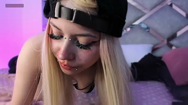 Keidy rose online show from 02-28-25, 10:06