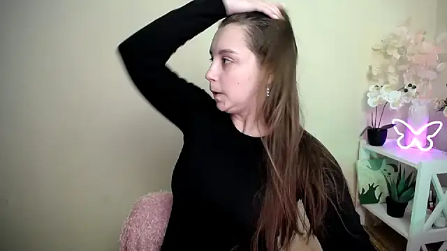 SweetPrincess  online show from 02-02-26, 06:45