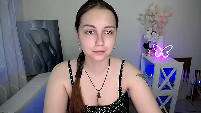Snapshot of SweetPrincess_ chatting on 05-22-26, 05:36 SweetPrincess online show from 05-22-26, 05:36