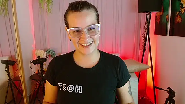 Britney taylor  online show from 01-31-25, 07:08