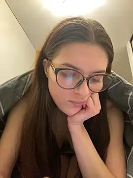 little belucci online show from 01-26-25, 05:34