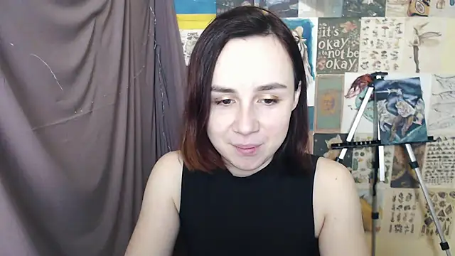 Snapshot of VeryVeryVeryShy_ chatting on 01-21-25, 06:43 VeryVeryVeryShy online show from 01-21-25, 06:43