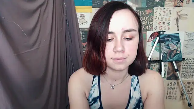 Snapshot of VeryVeryVeryShy_ chatting on 01-23-25, 09:39 VeryVeryVeryShy online show from 01-23-25, 09:39