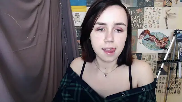 Snapshot of VeryVeryVeryShy_ chatting on 01-28-25, 06:38 VeryVeryVeryShy online show from 01-28-25, 06:38