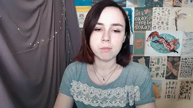 Snapshot of VeryVeryVeryShy_ chatting on 02-02-25, 06:15 VeryVeryVeryShy online show from 02-02-25, 06:15