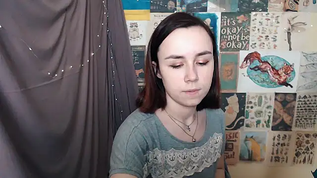 Snapshot of VeryVeryVeryShy_ chatting on 02-02-25, 09:30 VeryVeryVeryShy online show from 02-02-25, 09:30