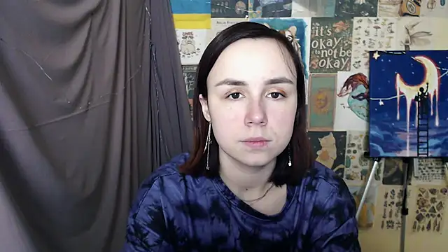 Snapshot of VeryVeryVeryShy_ chatting on 02-08-25, 09:56 VeryVeryVeryShy online show from 02-08-25, 09:56