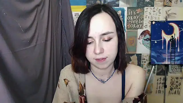 Snapshot of VeryVeryVeryShy_ chatting on 02-09-25, 01:35 VeryVeryVeryShy online show from 02-09-25, 01:35