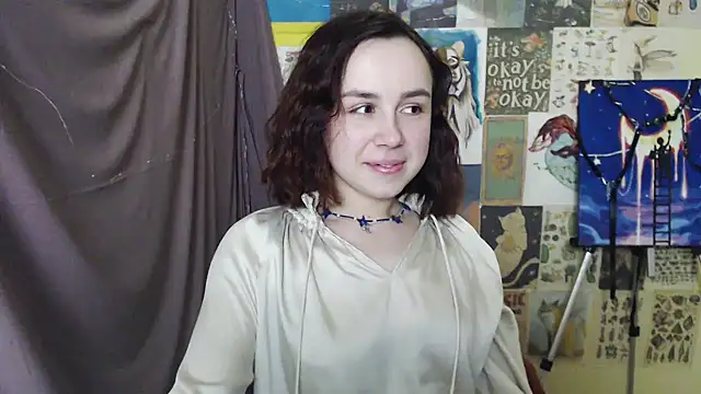 Snapshot of VeryVeryVeryShy_ chatting on 02-23-25, 09:55 VeryVeryVeryShy online show from 02-23-25, 09:55