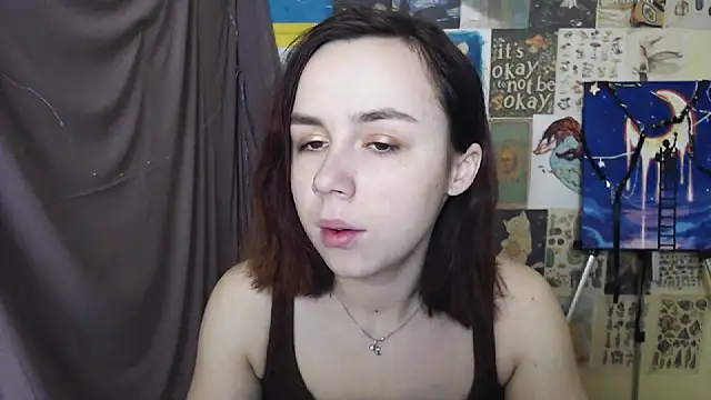 Snapshot of VeryVeryVeryShy_ chatting on 02-26-25, 06:37 VeryVeryVeryShy online show from 02-26-25, 06:37