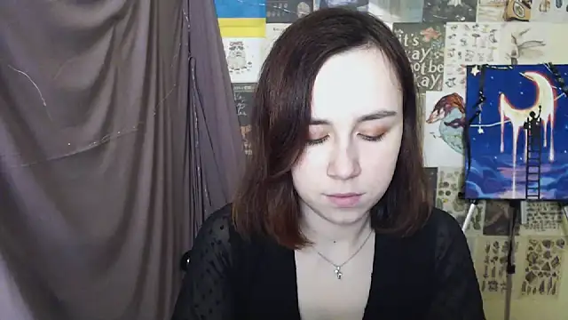 Snapshot of VeryVeryVeryShy_ chatting on 03-03-25, 06:48 VeryVeryVeryShy online show from 03-03-25, 06:48