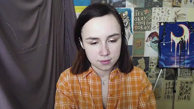 Snapshot of VeryVeryVeryShy_ chatting on 03-07-25, 09:18 VeryVeryVeryShy online show from 03-07-25, 09:18