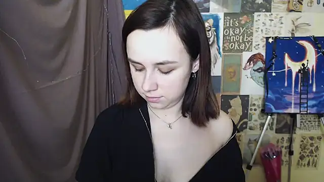 Snapshot of VeryVeryVeryShy_ chatting on 03-09-25, 09:57 VeryVeryVeryShy online show from 03-09-25, 09:57