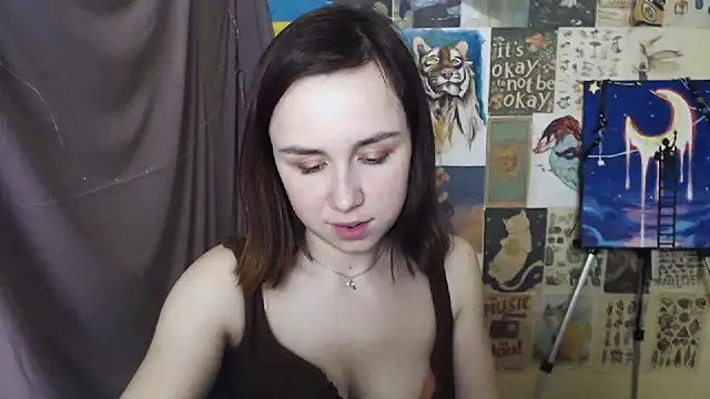 Snapshot of VeryVeryVeryShy_ chatting on 03-14-25, 09:57 VeryVeryVeryShy online show from 03-14-25, 09:57