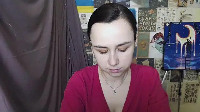 Snapshot of VeryVeryVeryShy_ chatting on 03-15-25, 06:47 VeryVeryVeryShy online show from 03-15-25, 06:47