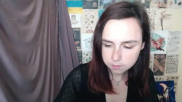 Snapshot of VeryVeryVeryShy_ chatting on 09-15-25, 05:18 VeryVeryVeryShy online show from 09-15-25, 05:18