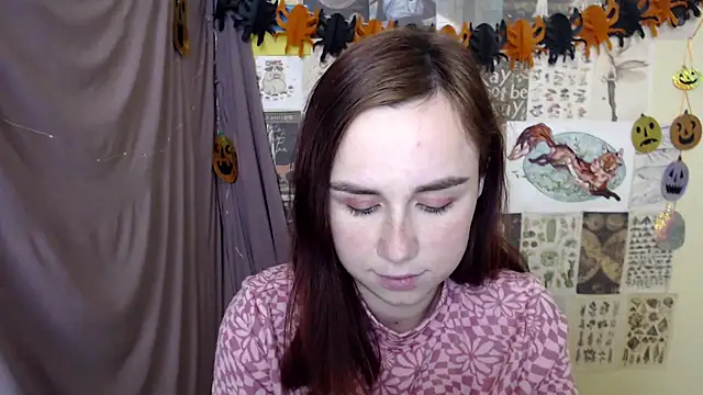 Snapshot of VeryVeryVeryShy_ chatting on 11-01-25, 08:22 VeryVeryVeryShy online show from 11-01-25, 08:22