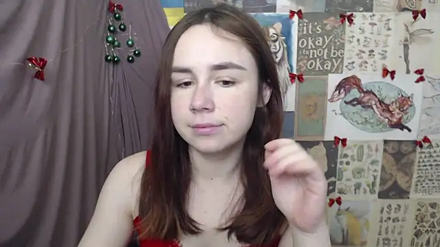 Snapshot of VeryVeryVeryShy_ chatting on 01-12-26, 06:29 VeryVeryVeryShy online show from 01-12-26, 06:29