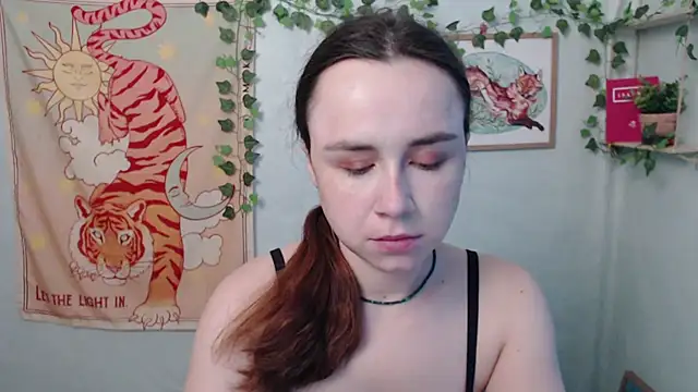 Snapshot of VeryVeryVeryShy_ chatting on 07-15-26, 05:45 VeryVeryVeryShy online show from 07-15-26, 05:45