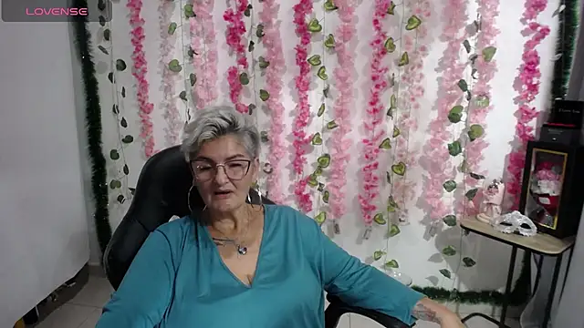 bety-cum2 online show from 02-22-25, 09:26