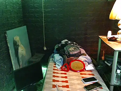 Snapshot of sweetsinner_xx chatting on 11-16-25, 09:09 sweetsinner xx online show from 11-16-25, 09:09