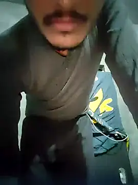 Snapshot of Hot2612 chatting on 12-06-24, 01:29 Hot2612 online show from 12-06-24, 01:29