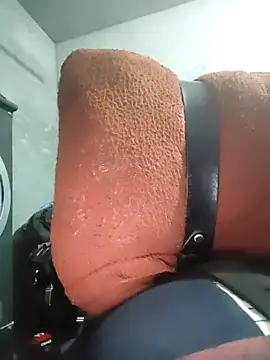 Snapshot of Hot2612 chatting on 02-01-26, 01:31 Hot2612 online show from 02-01-26, 01:31