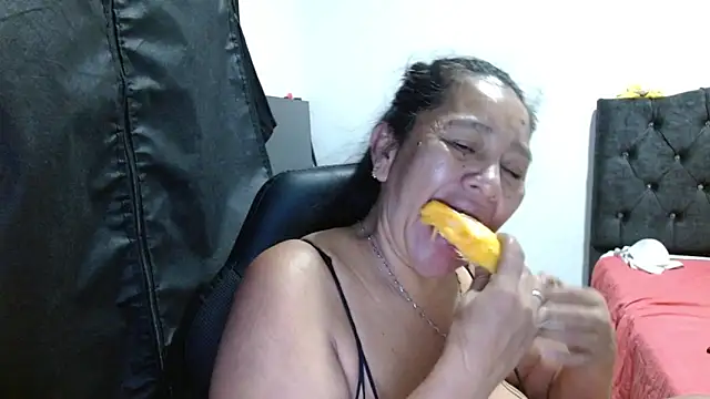 katia mature online show from 10-01-25, 03:45