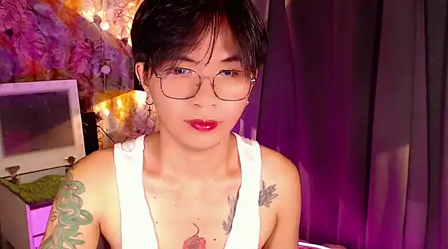 Sexy Handsome Drex online show from 12-31-24, 12:15