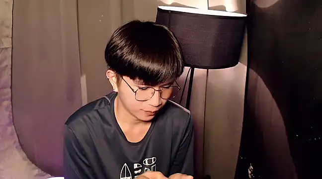 Sexy Handsome Drex online show from 03-06-25, 09:03