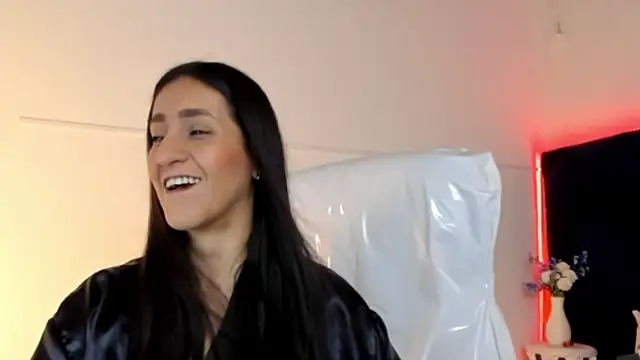 lauren fit online show from 04-01-26, 05:43