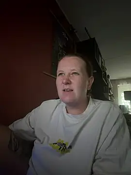 Snapshot of wetgerman_2 chatting on 07-06-26, 05:15 wetgerman 2 online show from 07-06-26, 05:15