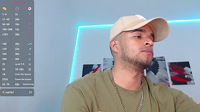 Snapshot of Bigcock_21cm_ chatting on 12-04-24, 11:02 Bigcock 21cm online show from 12-04-24, 11:02