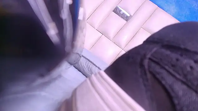 Snapshot of leon_gaby chatting on 01-28-25, 07:21 leon gaby online show from 01-28-25, 07:21