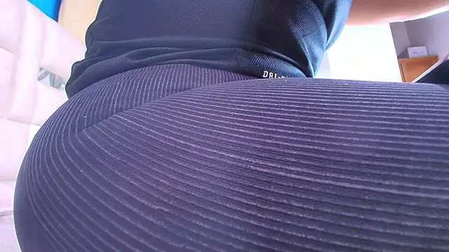 Snapshot of leon_gaby chatting on 02-27-25, 07:04 leon gaby online show from 02-27-25, 07:04